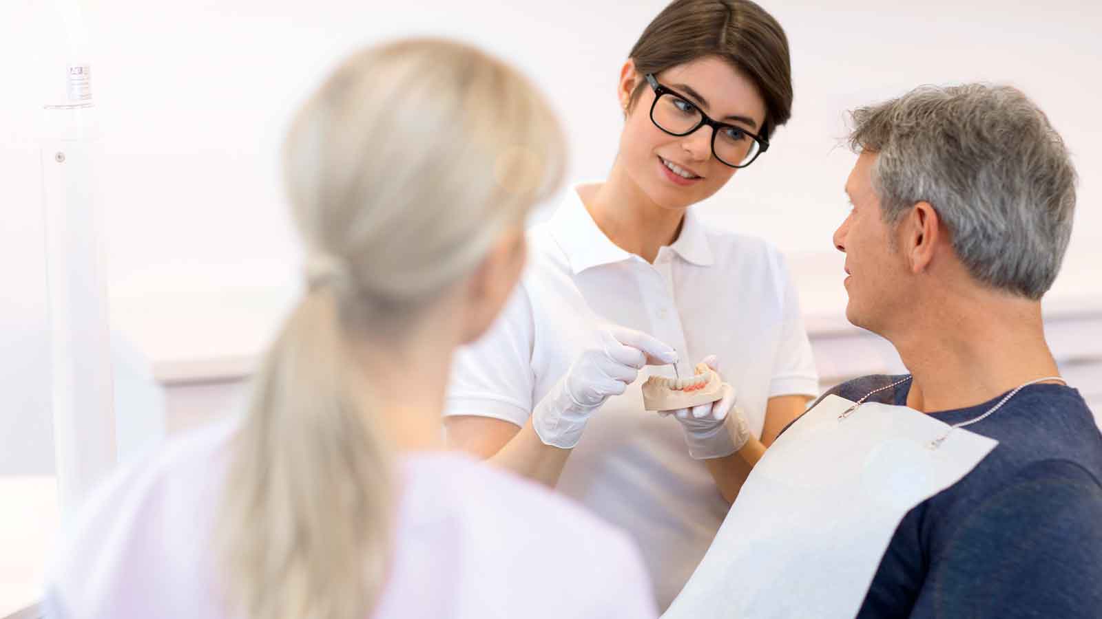 Διαχείριση γνώσης σε μεγάλα οδοντιατρεία